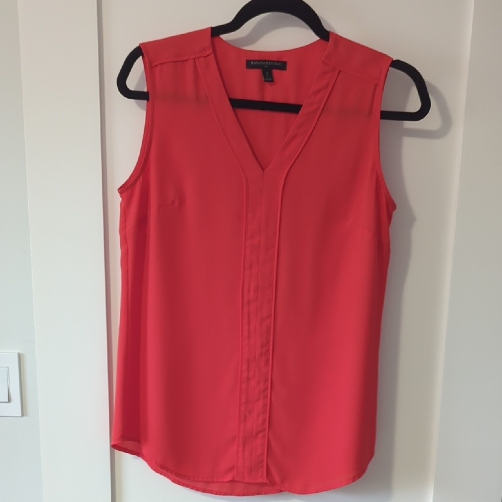 Banana Republic Orange/Red Sleeveless Blouse